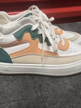 Women's White Sneakers with Peach and Teal Accent Size 8